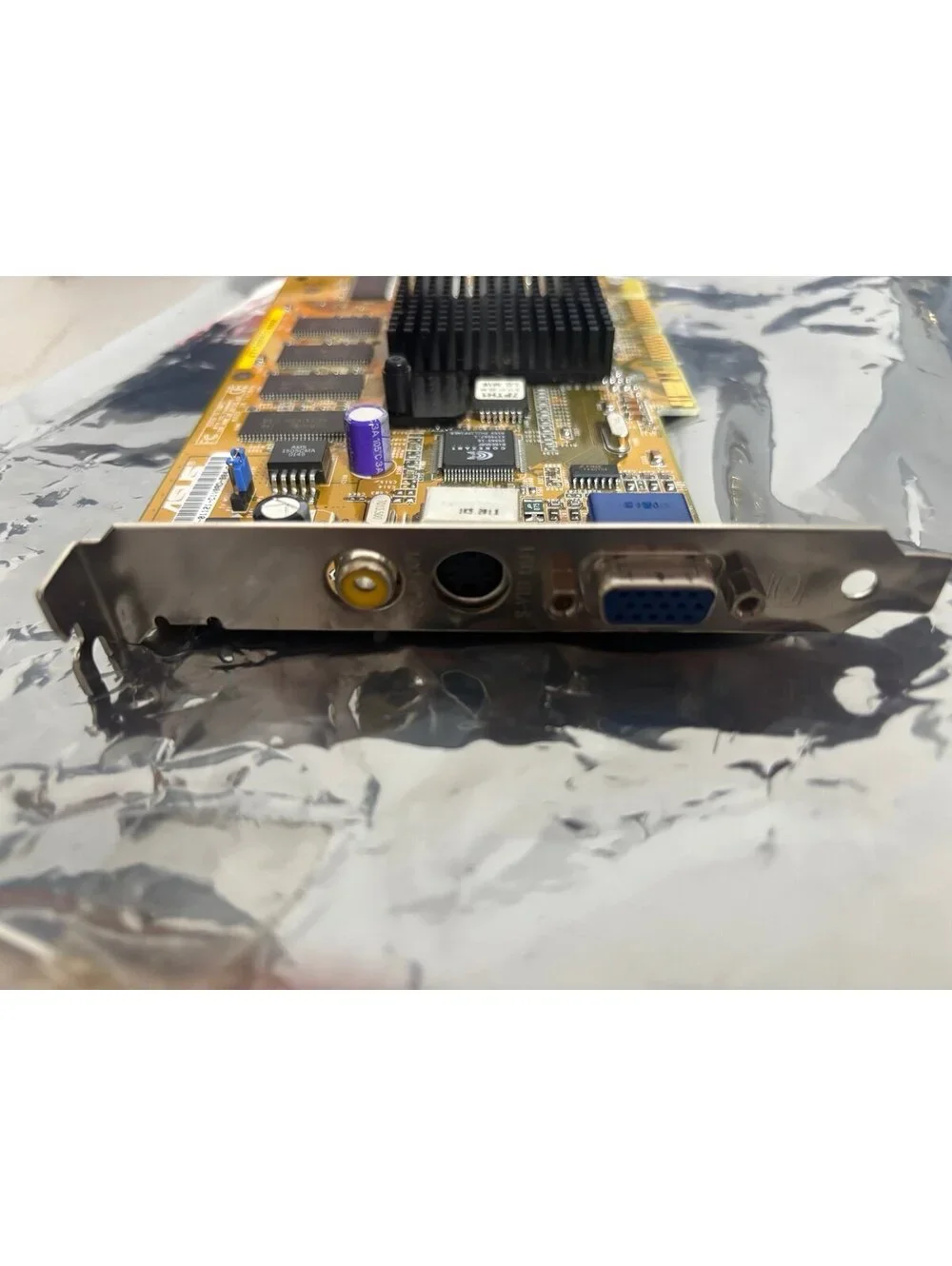 ASUS NVIDIA GEFORCE2 MX400 64MB V7100PRO/64M